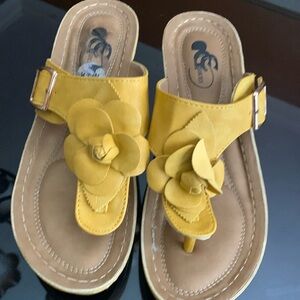 GC Womens Wedge Sandals, Open Toe Mid Heel Platform, Vegan Leather Flower Strap